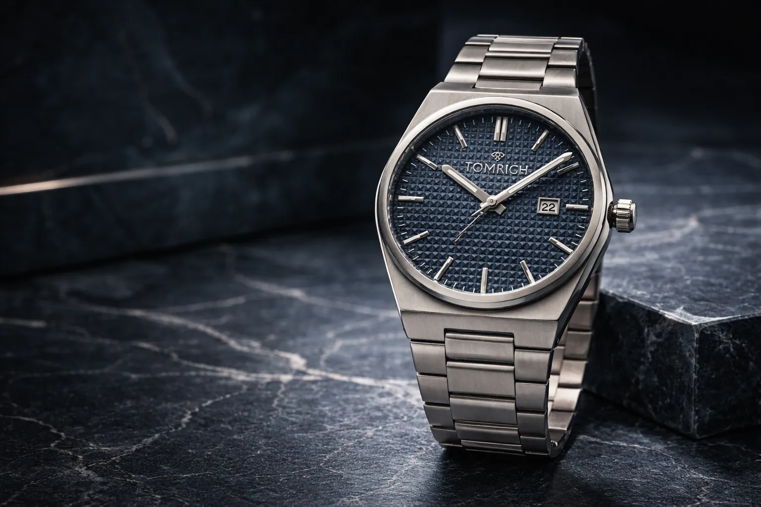 TOMRICH LUXOR
